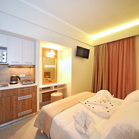 Astron Suites & Apartments 科斯镇 外观 照片