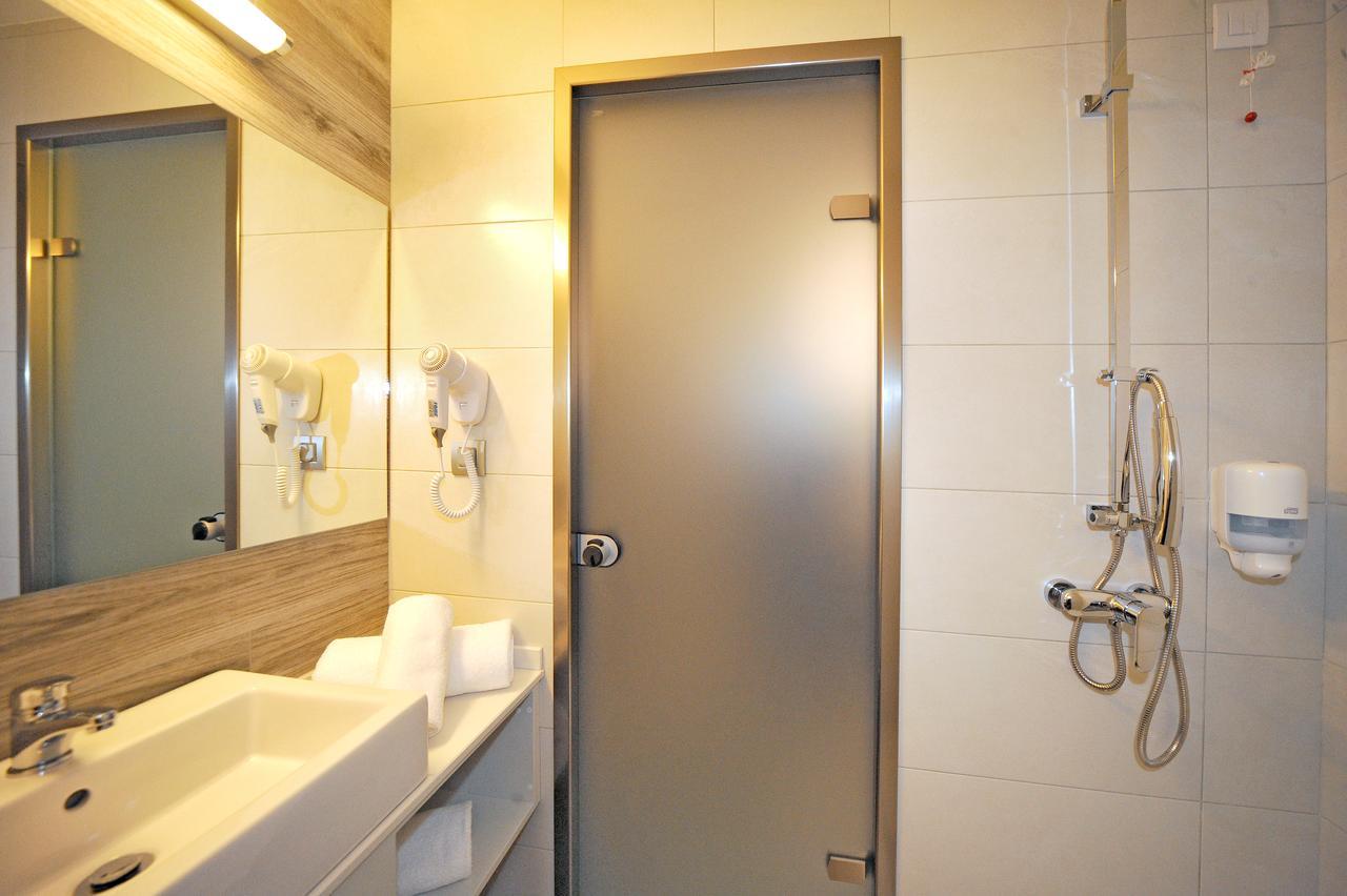Astron Suites & Apartments 科斯镇 外观 照片